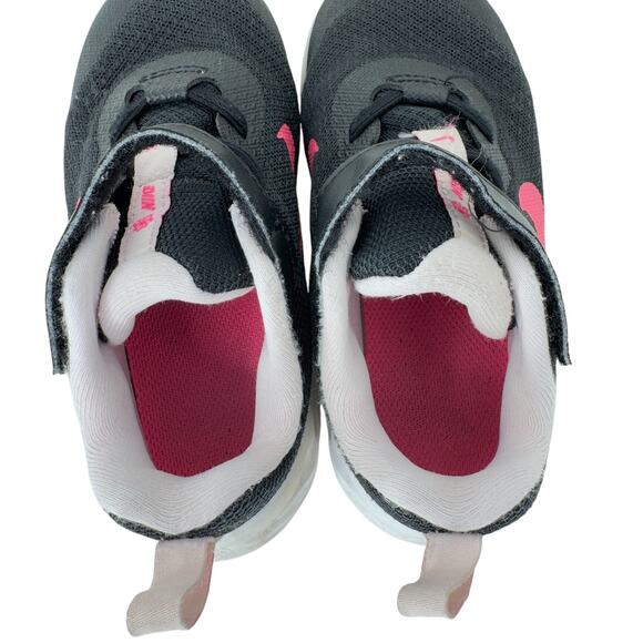 Nike Revolution 6 Running Shoes Unisex Kids Sz‎ 10 Black Mesh Low Top DD1094-007 - Picture 6 of 9